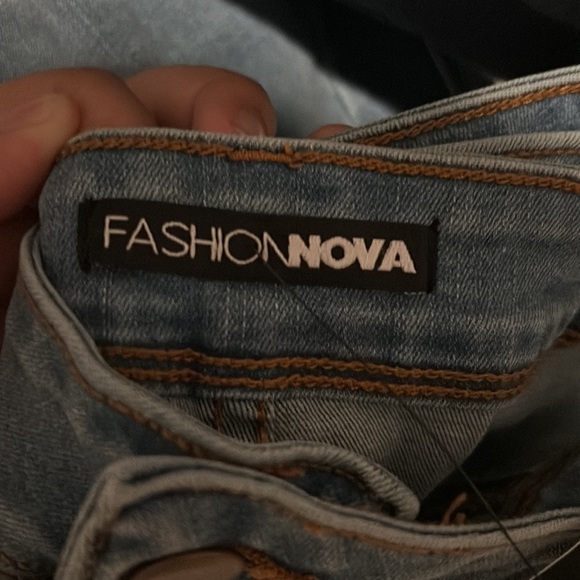 Fashion Nova Jeans - Picture 4 of 4